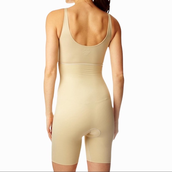Spanx Hide And Sleek Slip Mid-Thigh Bodysuit - Picture 2 of 4